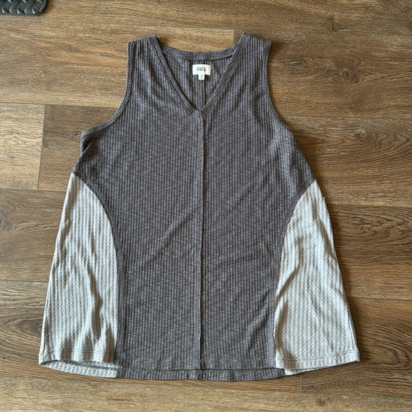 BKE 2-Tone Gray Loose Fitting Ribbed Knit Tank Women’s Medium - Picture 2 of 8